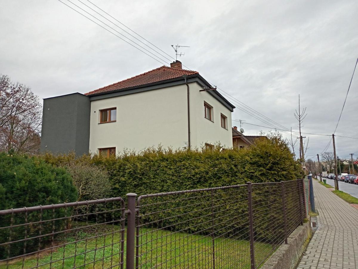Appartement Vekose - S Terasou A Zahradou